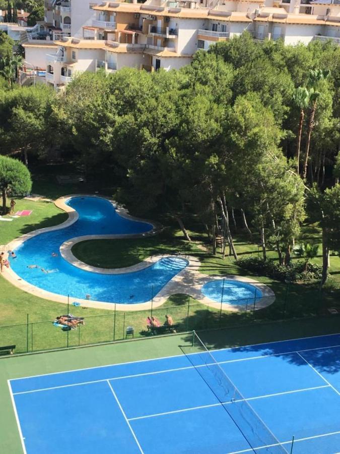 2-Bedroom And Living Room Apartment Near Campoamor Beach Exterior photo