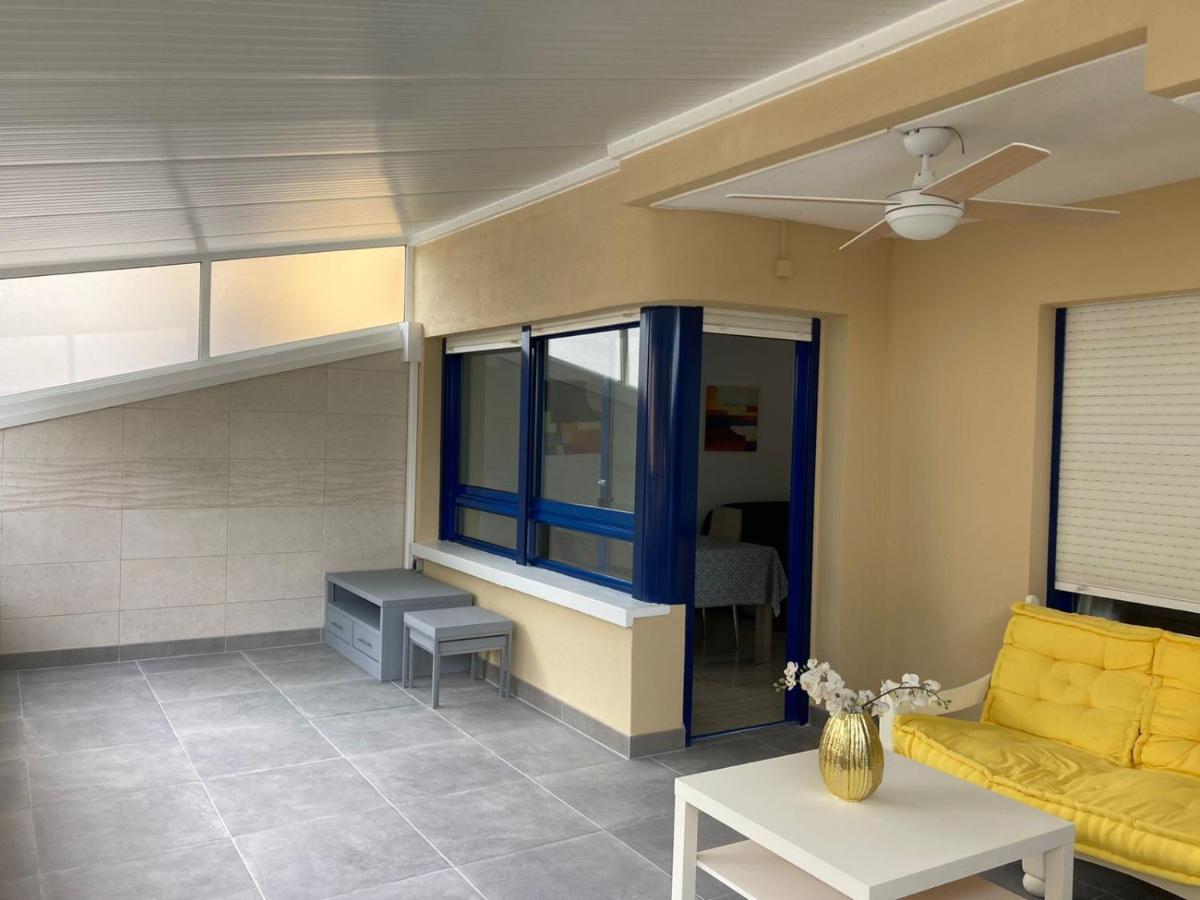 2-Bedroom And Living Room Apartment Near Campoamor Beach Exterior photo