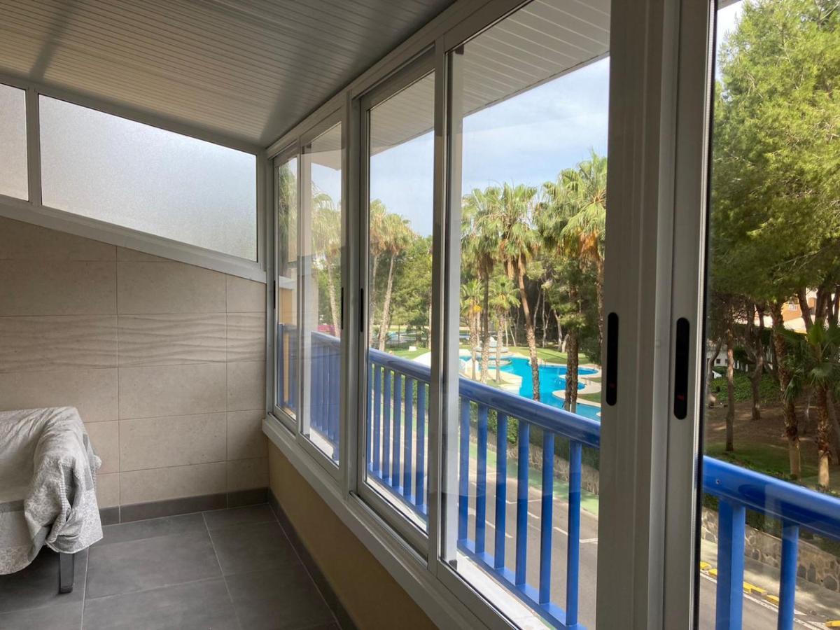 2-Bedroom And Living Room Apartment Near Campoamor Beach Exterior photo