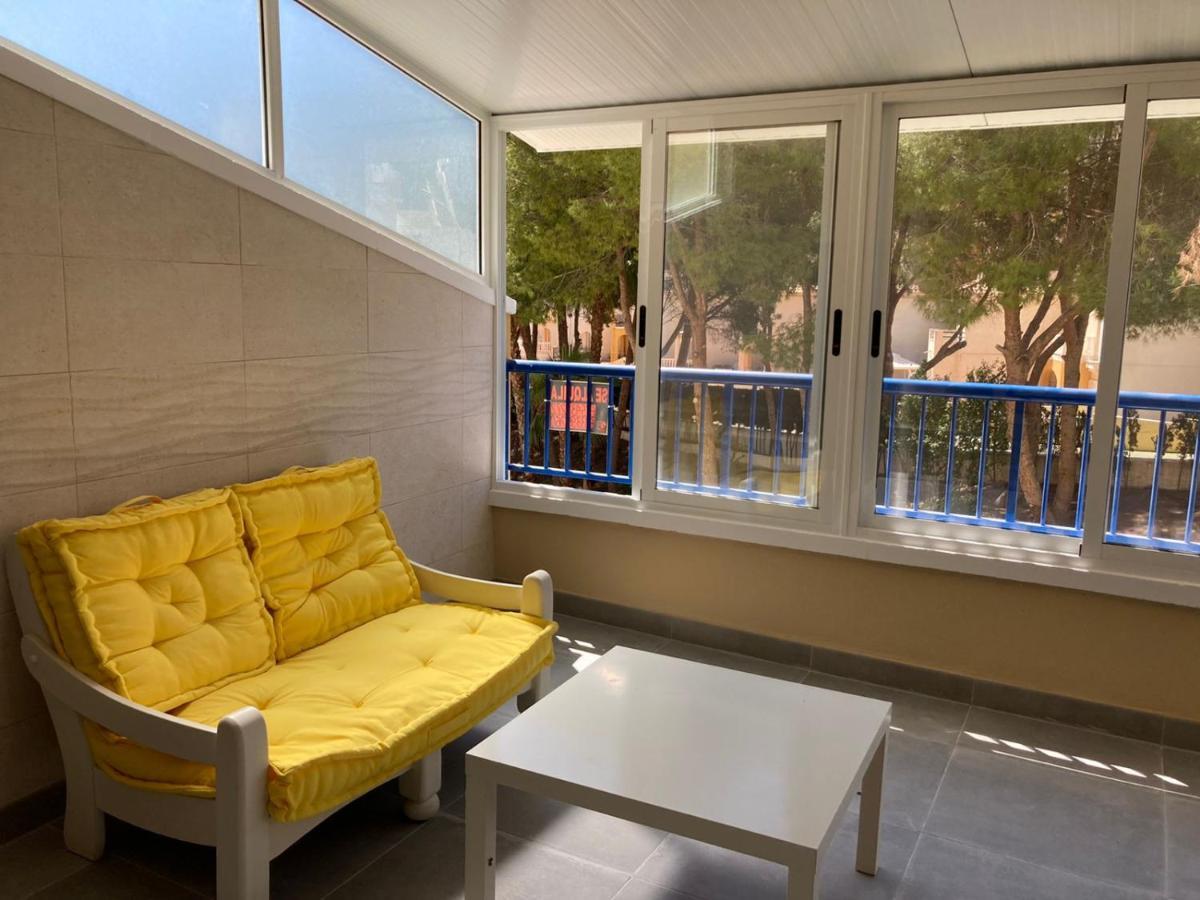 2-Bedroom And Living Room Apartment Near Campoamor Beach Exterior photo